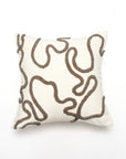 Coussin beige à motifs marrons 45x45 cm BROOKLYN