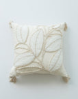 Coussin beige à motif floral 45x45 cm ALESIA