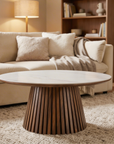 Table basse ronde en bois foncé plateau en céramique blanc HEKA